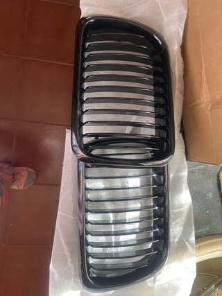 Rejillas BMW E36 compact LCI