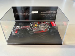 Minichamps 1:43 Lewis Hamilton World Champions