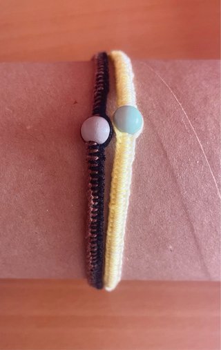 Pulseras de Hilo con Cuenta