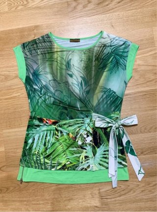 Blusa Chanavee Estampado Tropical Talla L