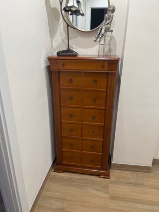 Zapatero de madera