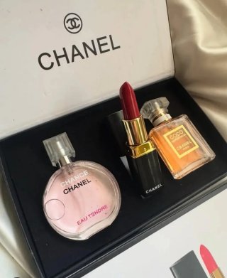 Set de Perfumes y Pintalabios Chanel