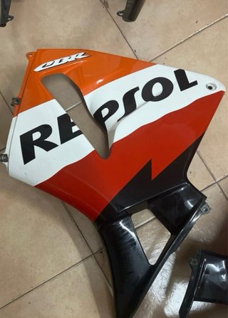 Tapa lateral izquierda Honda CBR600RR 05-06