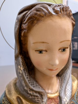 Busto de la Virgen María