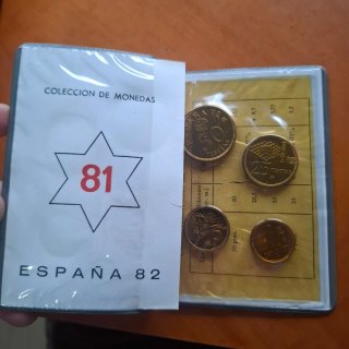 Estuche Colección Mundial 82