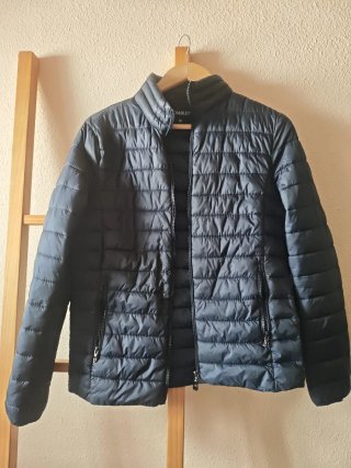 Chaqueta Acolchada Ligera KOMBLEN Negra