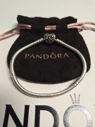 Pulsera Pandora con Cierre de Corazón