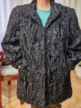 Chaquetón de Piel de Astrakan Negro