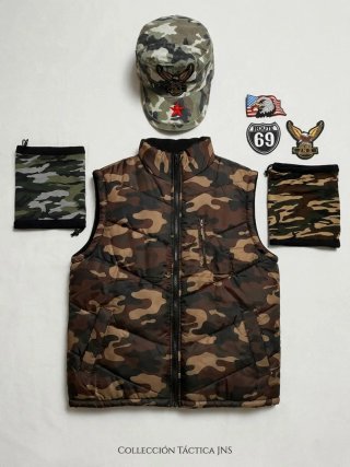 7 x 22 euros. Set de Ropa y Accesorios- Camuflaje