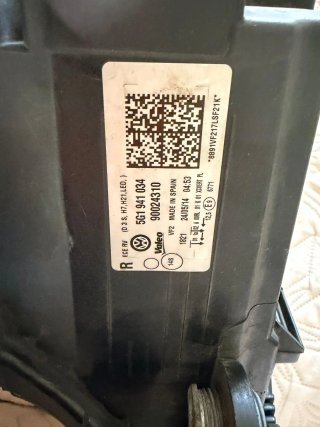 Faro delantero derecho Valeo 5G1 941 034