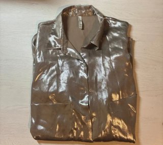 Camisa metalizada mujer Zara