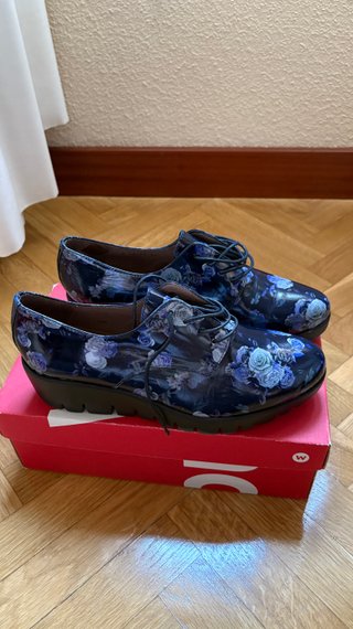 Zapatos de cordones Wonders azules
