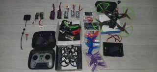 Pack Dron FPV con Gafas y Accesorios