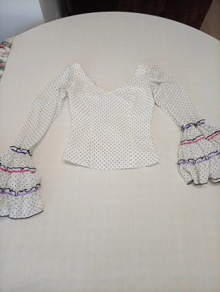571 Blusa de Sevillana Blanca con Lunares talla 38