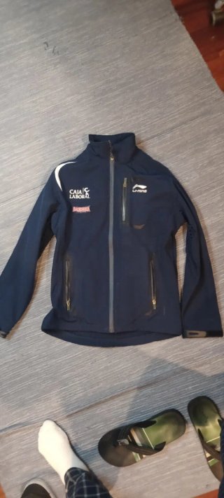 Chaqueta Baskonia Li-Ning