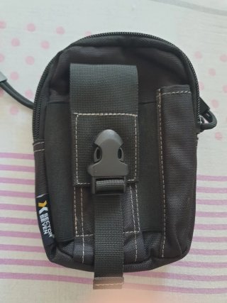 Mini Bolso de Cinturón Sector Seven Negro 18 x 12