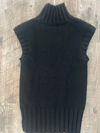 Jersey sin mangas DKNY negro
