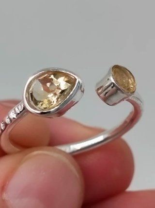 Anillo de Plata 925 y Cuarzo Citrino