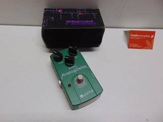 PEDAL EFECTOS GUITARRA CON CAJA (183144)