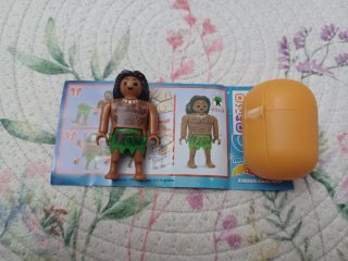 Figura de Maui Playmobil Kinder Sorpresa
