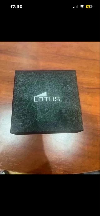 Reloj de hombre Lotus
