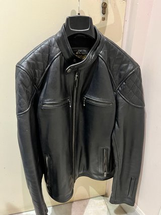 Cazadora de cuero Norton negra