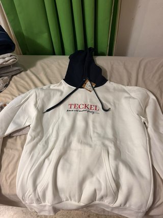 Sudadera Gilbert Teckel Blanca y Azul marino
