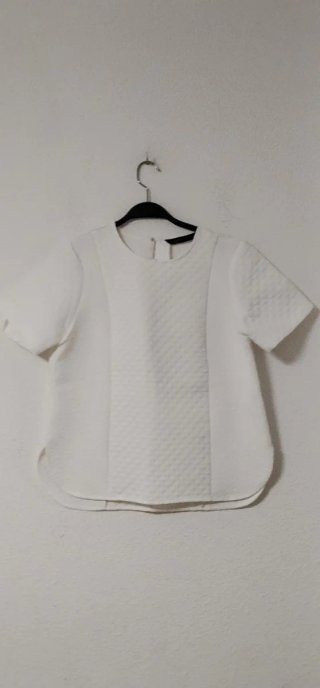 Sudadera blanca Zara