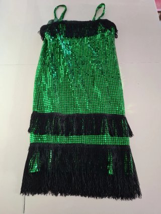 Vestido de Fiesta con Lentejuelas y Flecos