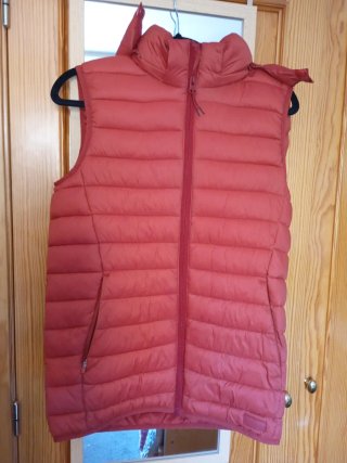 Chaleco con capucha Springfield