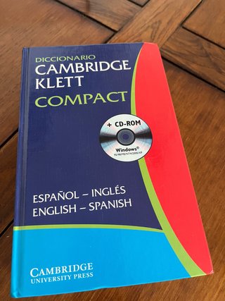 Diccionario Cambridge Klett Compact Español-Ing...