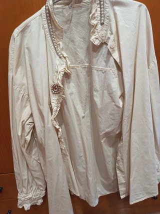 Blusa Lara Beige Talla XL