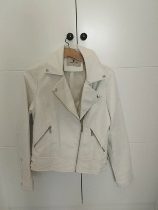 Cazadora Blanca Tipo Biker