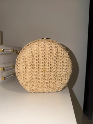 Bolso Redondo de Rafia
