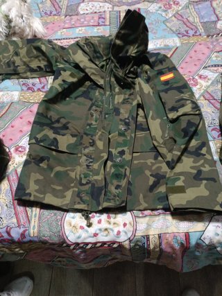 Chaqueta de Intemperie Camuflaje