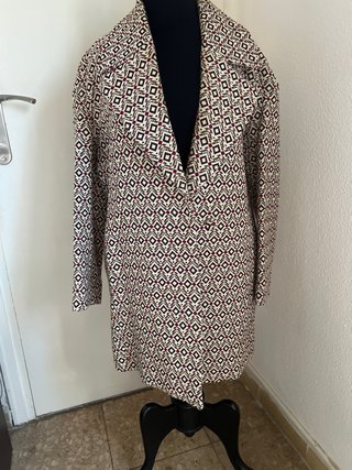 Abrigo Oversize Mango Estampado