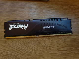 Memoria RAM Kingston FURY Beast 16GB DDR5