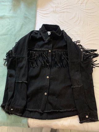 Chaqueta Zara con Flecos Negra