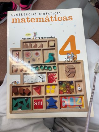 Libros de 4 de primaria y 2 de la eso