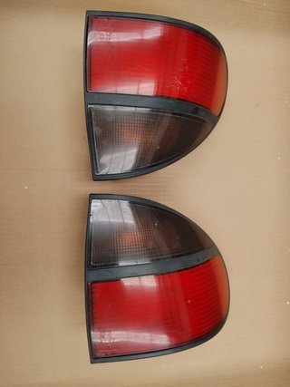 Faros / Pilotos Traseros Renault Laguna I