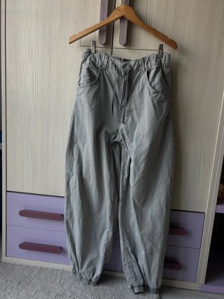 Pantalón Jogger Gris