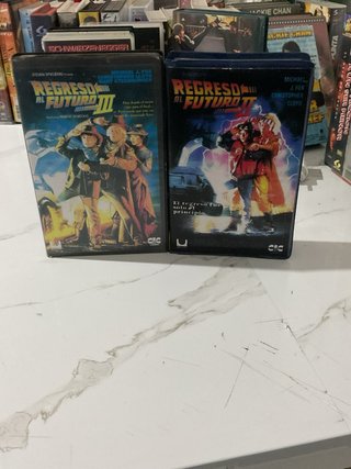 2 Películas VHS Regreso al Futuro II y III