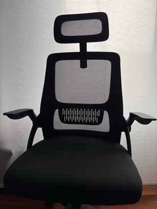 Silla de oficina ergonómica negra