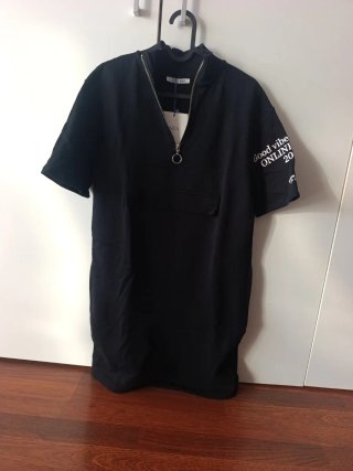 Vestido Camiseta Negro Zara