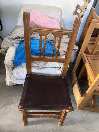 Silla de madera y cuero 6