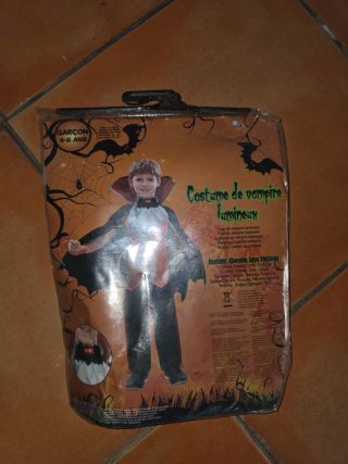 Fato de Vampiro Luminoso (4-6 anos)