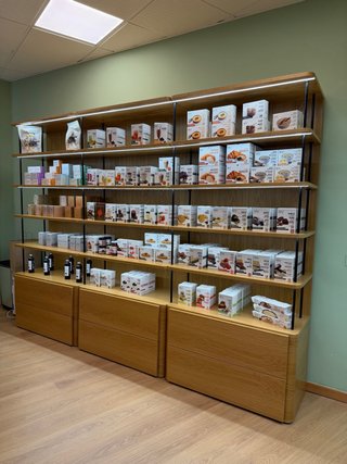 Estantería para tienda de madera 2m x 2,3m de alto
