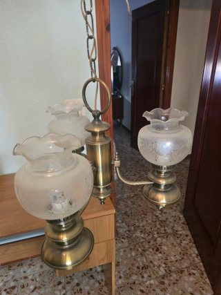 Lámpara de techo antigua
