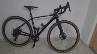 Bicicleta de Gravel Serious Negra