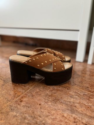 Sandalias Yellow shop Tacón Ancho